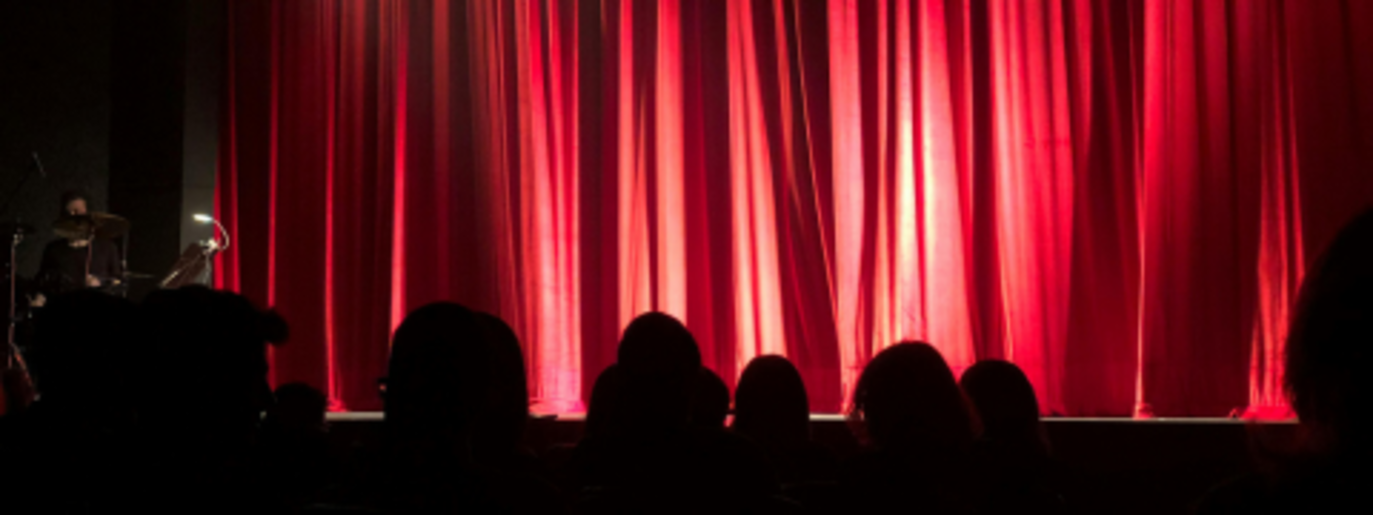 AUTOMNE - STAGES THEATRE
